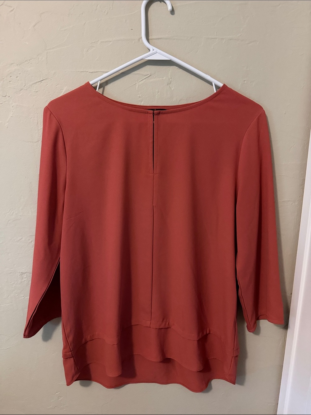 Ann Taylor Rust Layered-Hem Keyhole 3/4 Long Sleeve Women's Top